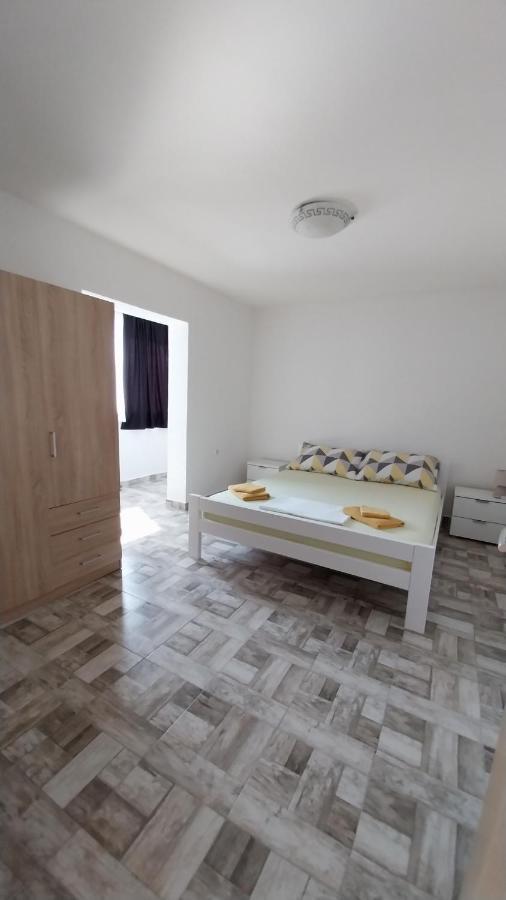 Apartment Goran & Nela Umag Eksteriør billede